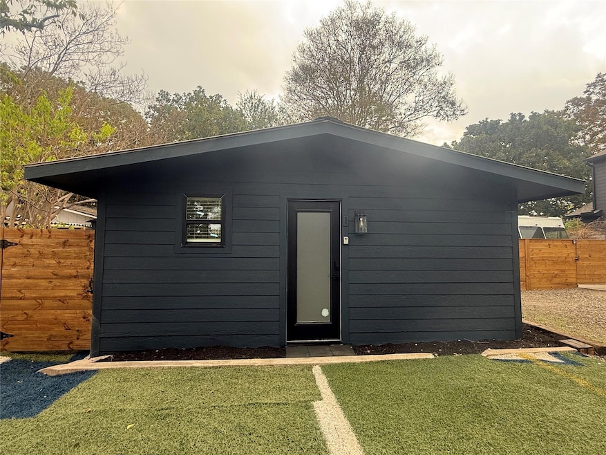 5903 Nancy Dr unit D, Austin, TX 78745 - photo 1