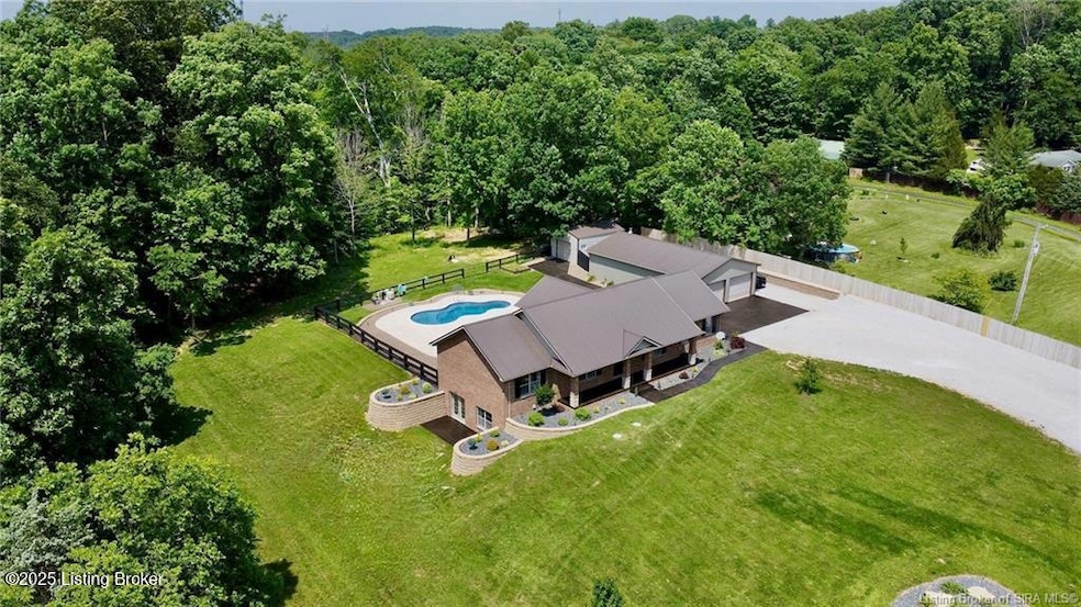 Pending $599,900