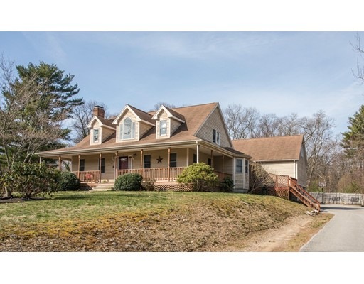 100 Hartsuff St, Rockland, MA 02370 - photo 1