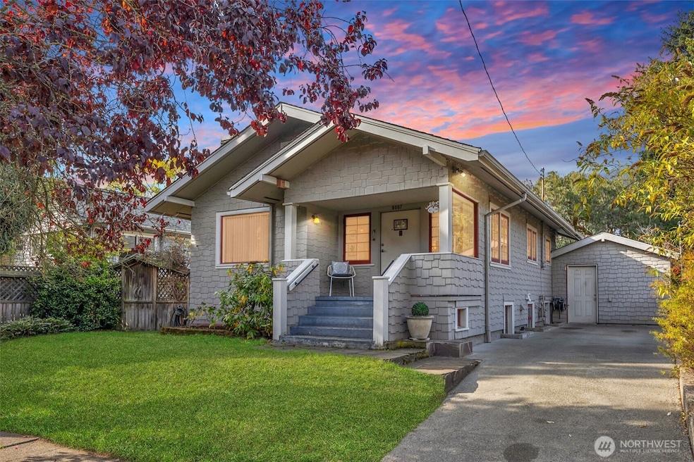 For Sale $665,000 • Co-Listing Agent