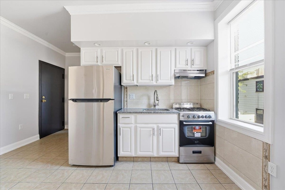 3 Potter Place unit 2B, Weehawken, NJ 07086 - photo 1