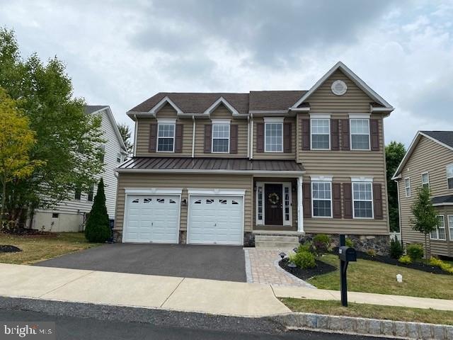 2129 Larkspur Ct, Pennsburg, PA 18073 - photo 1