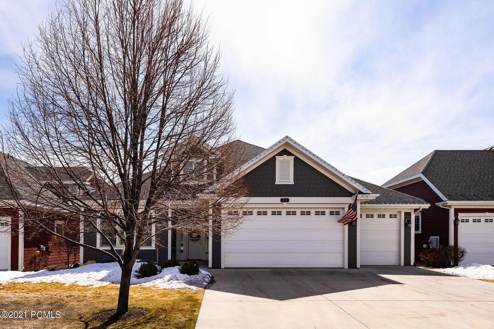 832 Double Eagle Dr, Midway, UT 84049 - photo 1