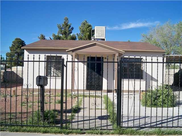 7741 Hacienda Ave, El Paso, TX 79915 - photo 1