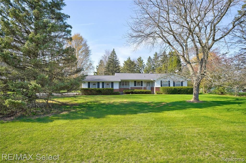 4134 Calkins Rd, Flint, MI 48532 - photo 1