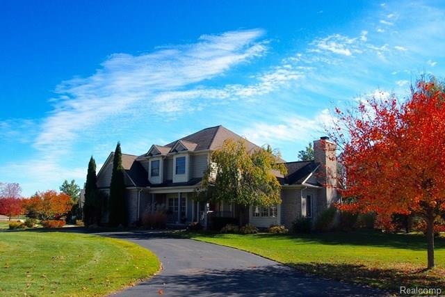 Massive Corner Lot With Very Little Traffic and Ci