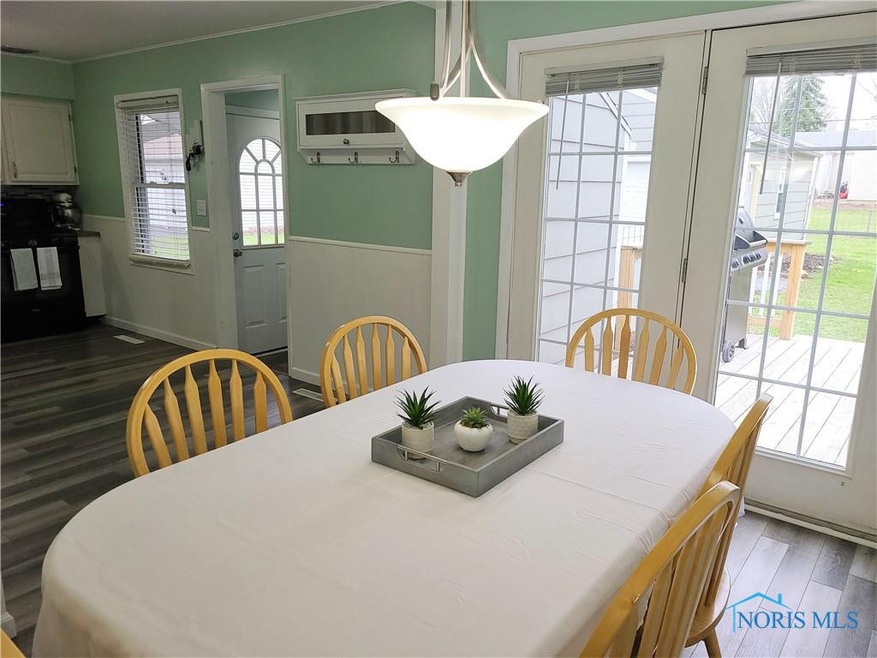 209 Springbrook Dr, Findlay, OH 45840 - photo 1