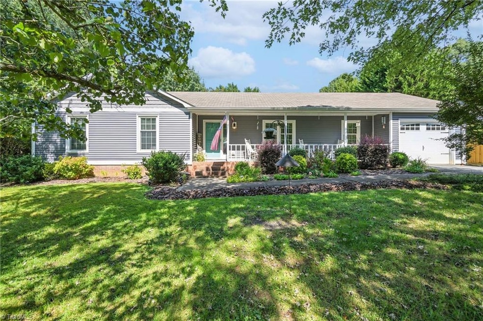 Under Contract $305,000