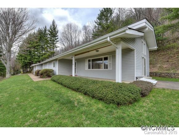 Great one-level home