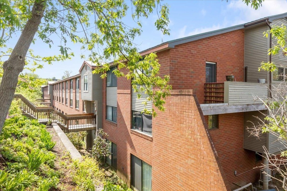 100 W Canal St unit 22, Winooski, VT 05404 - photo 1