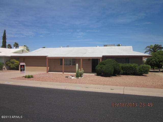 9910 W Coggins Dr, Sun City, AZ 85351 - photo 1