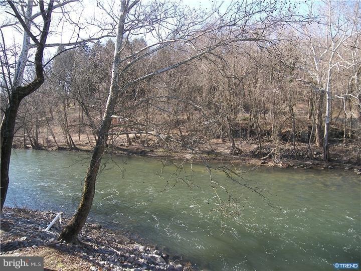 9 S Rockland Falls Rd, Rockland, DE 19732 - photo 1