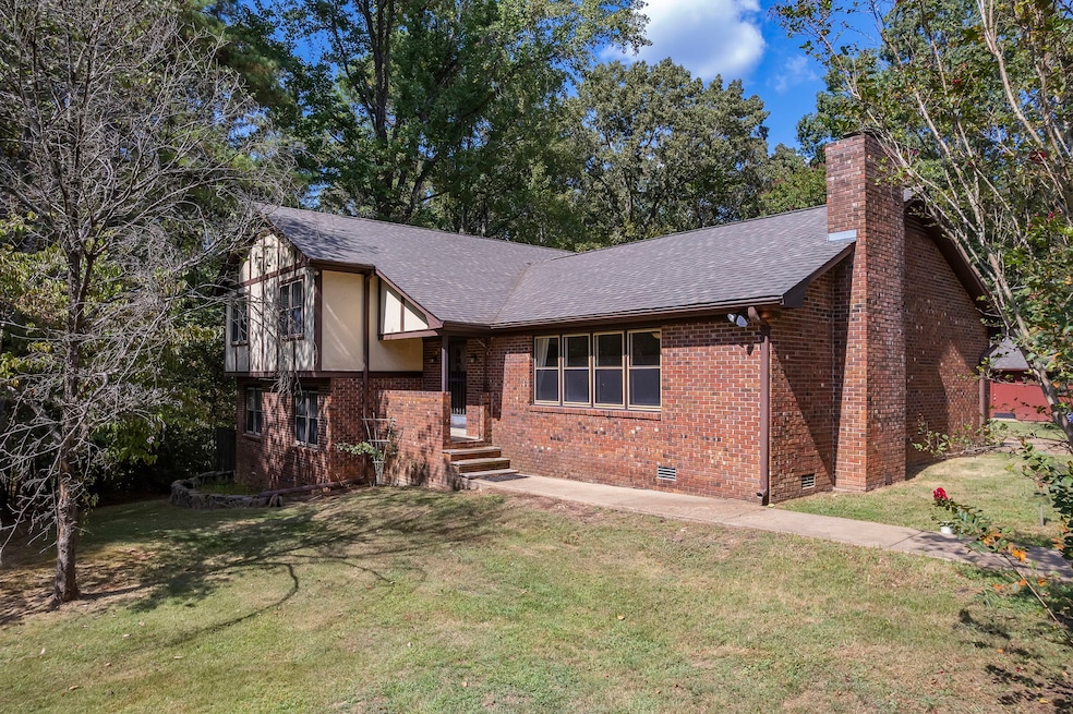 Sold $329,450 • Co-Listing Agent