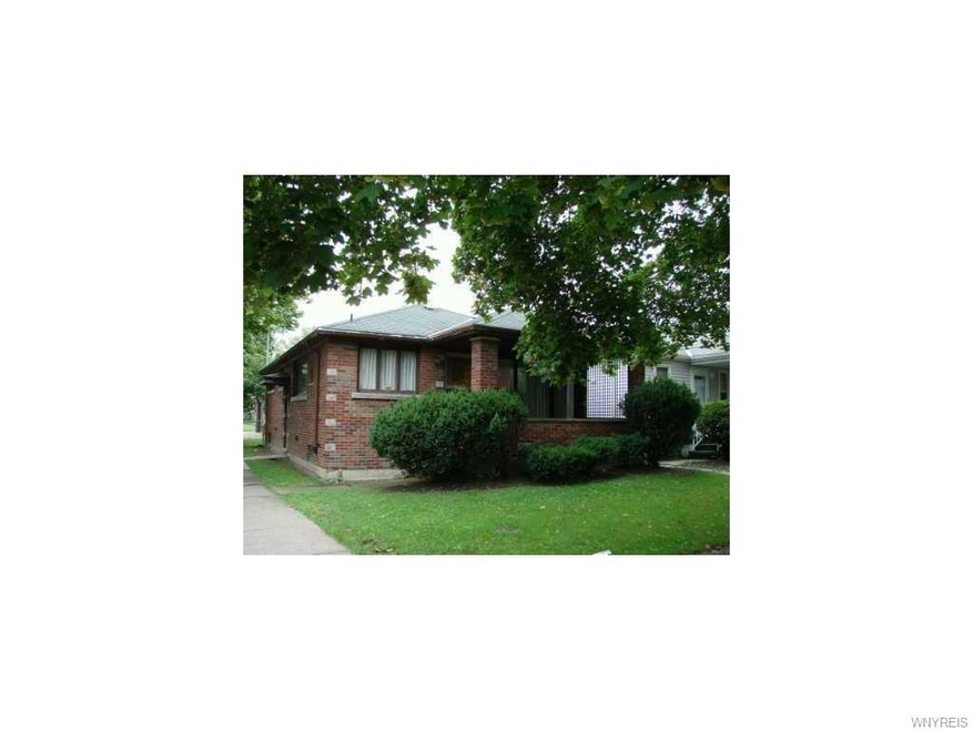 1799 Welch Ave, Niagara Falls, NY 14303 - photo 1