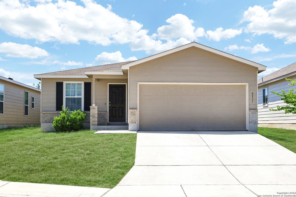 8831 Silver City, San Antonio, TX 78254 - photo 1