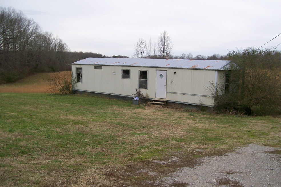 1989 Copenhaver Rd, Rock Island, TN 38581 - photo 1