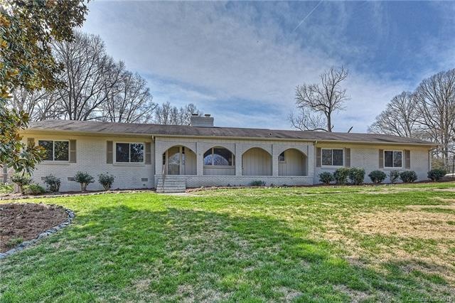 Huge Ranch in the Heart of Sherwood Forest!