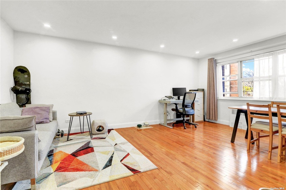 29-49 137th St unit 1L, Flushing, NY 11354 - photo 1