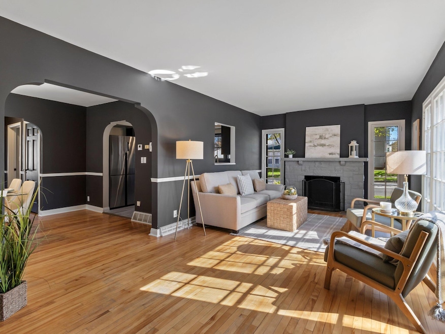 lower LR fireplace