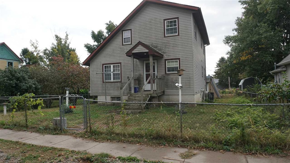 407 E Elm St, Lone Tree, IA 52755 - photo 1