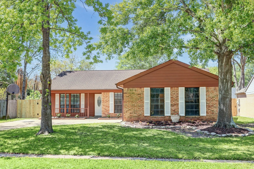 8019 Silver Fir Dr, Houston, TX 77095 - photo 1