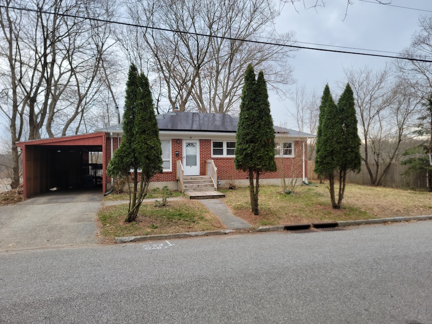 15 Chapman St, Willimantic, CT 06226 - photo 1