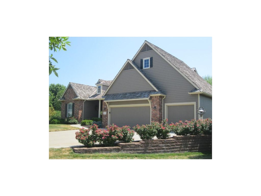 Gorgeous 5 bedroom home on a cul-de-sac!