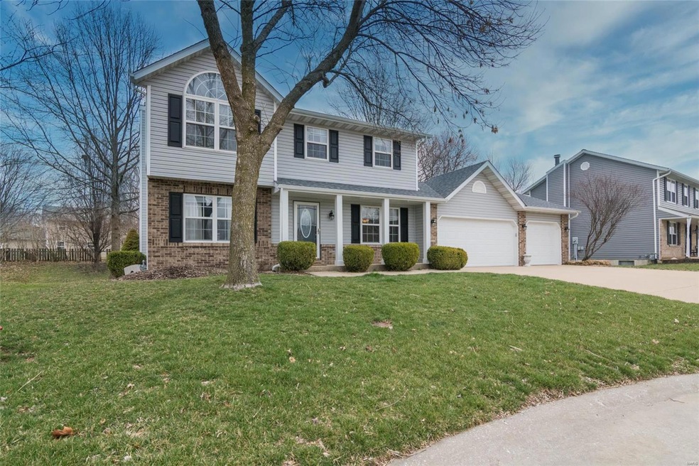 1004 Oakridge Dr, Maryville, IL 62062 - photo 1