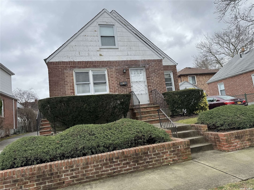 247-12 82nd Ave, Bellerose, NY 11426 - photo 1