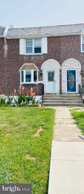 1045 Cedarwood Rd, Glenolden, PA 19036 - photo 1