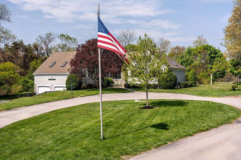 10 Cricket Cir, Scituate, MA 02066 - photo 1