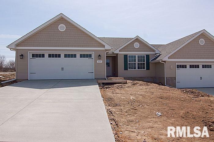 1655 Irish Woods Cir, Davenport, IA 52807 - photo 1