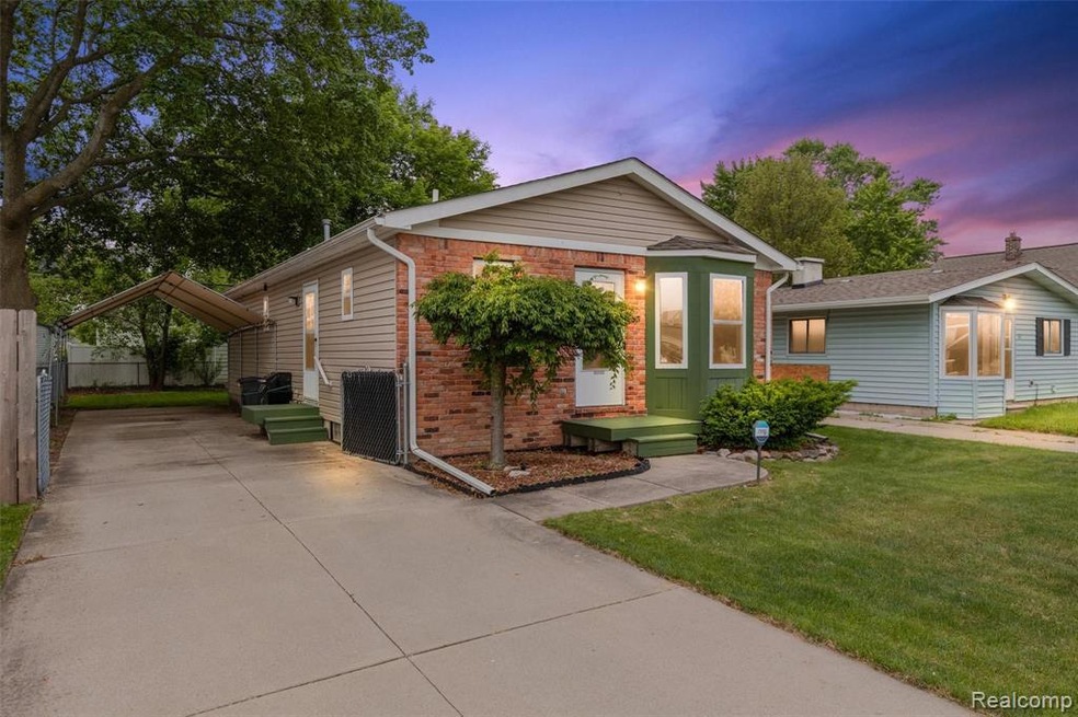 Sold $242,000 • Co-Listing Agent