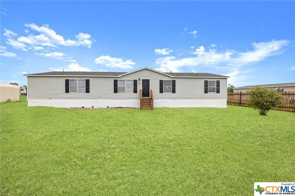 162 Hillside Dr, Troy, TX 76579 - photo 1