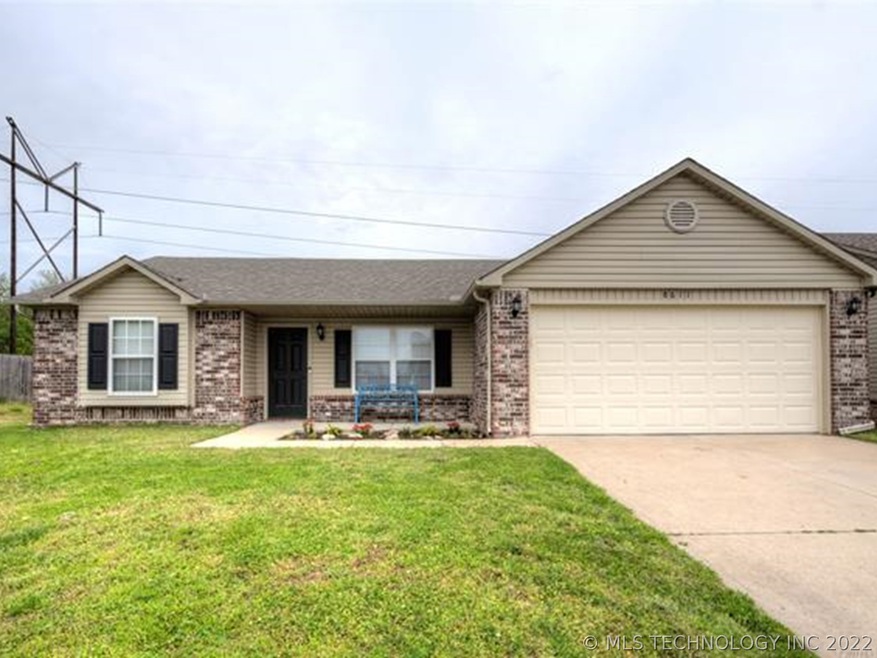 8611 S 264th East Ave, Broken Arrow, OK 74014 - photo 1