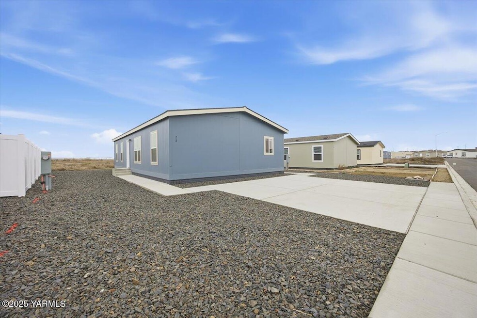 2681 E Edison Ave unit 28, Sunnyside, WA 98944 - photo 1