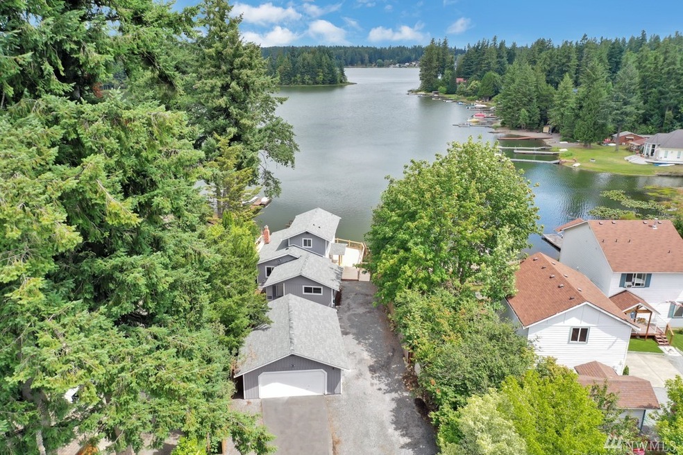 16722 Pleasant Beach Dr SE, Yelm, WA 98597 - photo 1