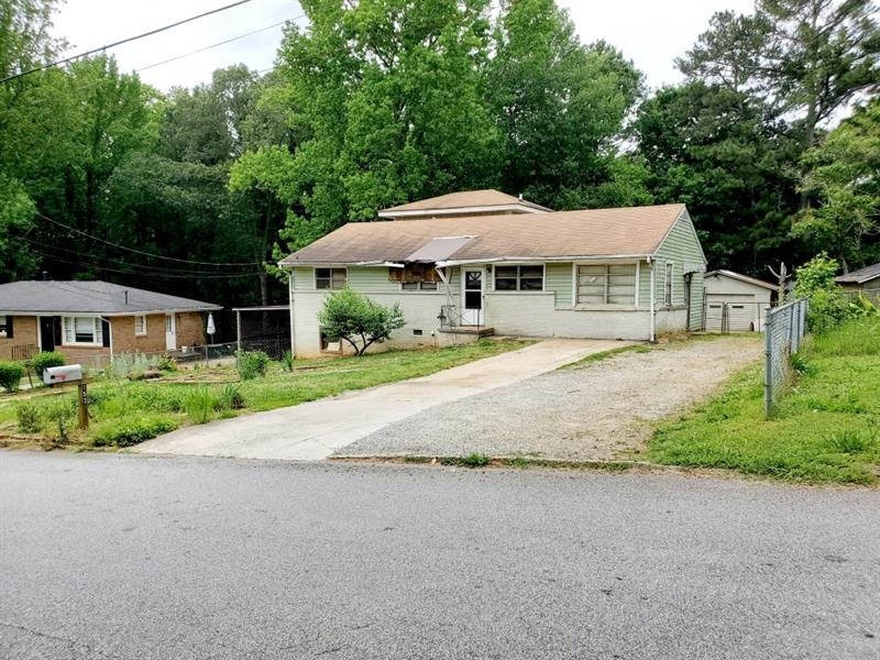 153 Long Dr SW, Marietta, GA 30060 - photo 1