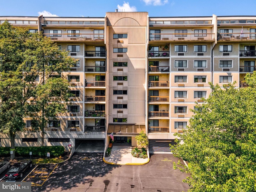 Crum Creek Valley Condominiums unit PH9, Wallingford, PA 19086 - photo 1