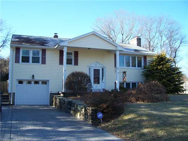 37 Dukeland Dr, Woodstock, CT 06281 - photo 1