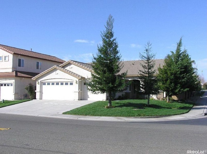 7856 Bothwell Dr, Sacramento, CA 95829 - photo 1