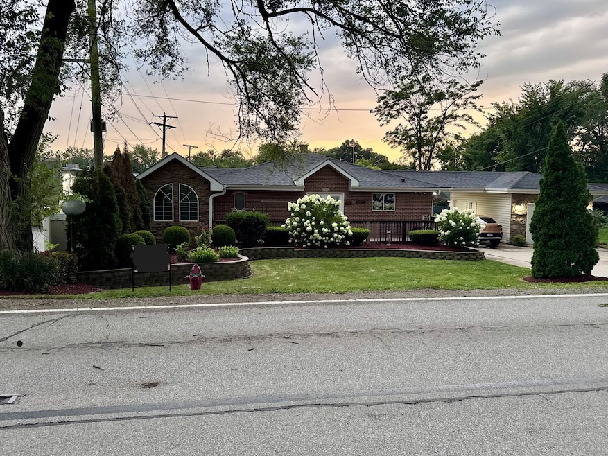 310 Mills Rd, Joliet, IL 60433 - photo 1