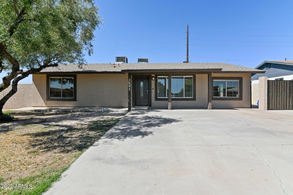 001_1600x1067_mls_1600x1067 (52)