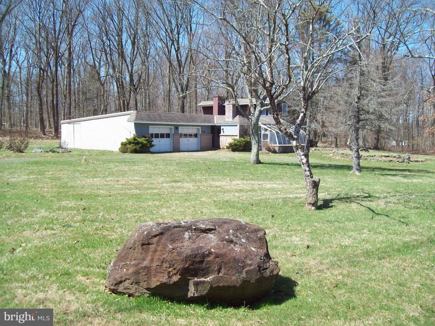 1190 Camp Skymount Rd, Green Lane, PA 18054 - photo 1