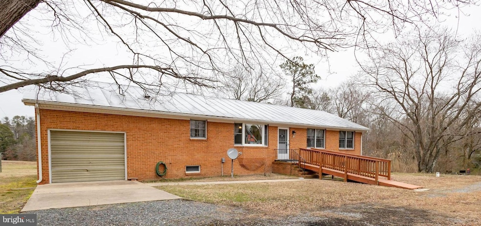 51 Monroe Bay Cir, Colonial Beach, VA 22443 - photo 1