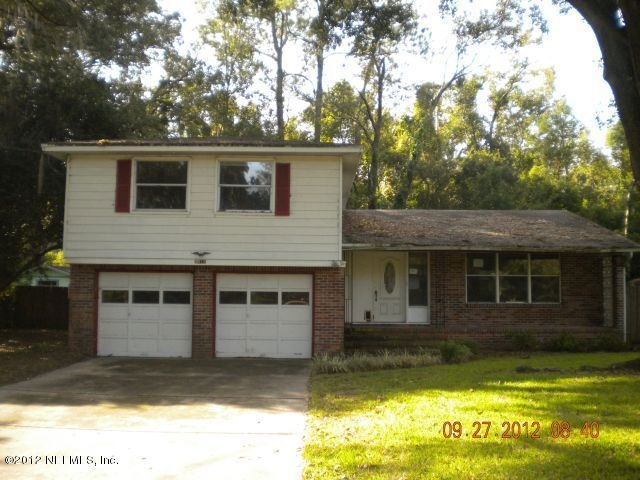 5916 Windsor Forest Dr, Jacksonville, FL 32210 - photo 1