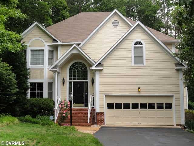 Exterior Front - Front