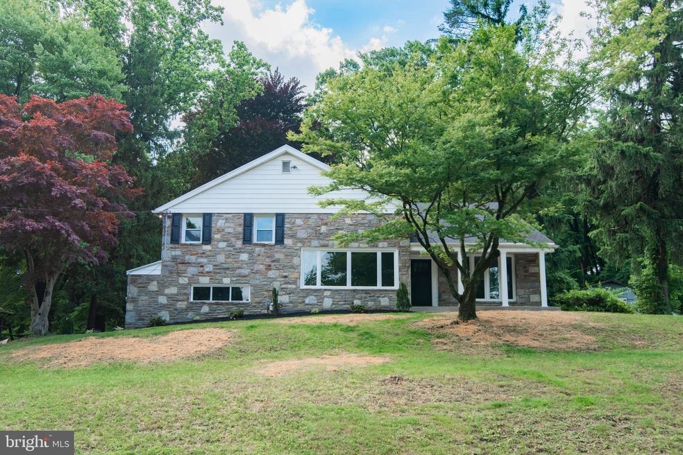 1900 Cobden Rd, Glenside, PA 19038 - photo 1