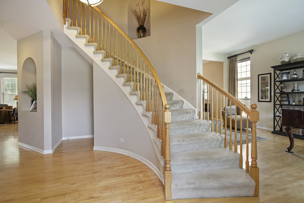 2584 Joshua Ln, Northbrook, IL 60062 - photo 1