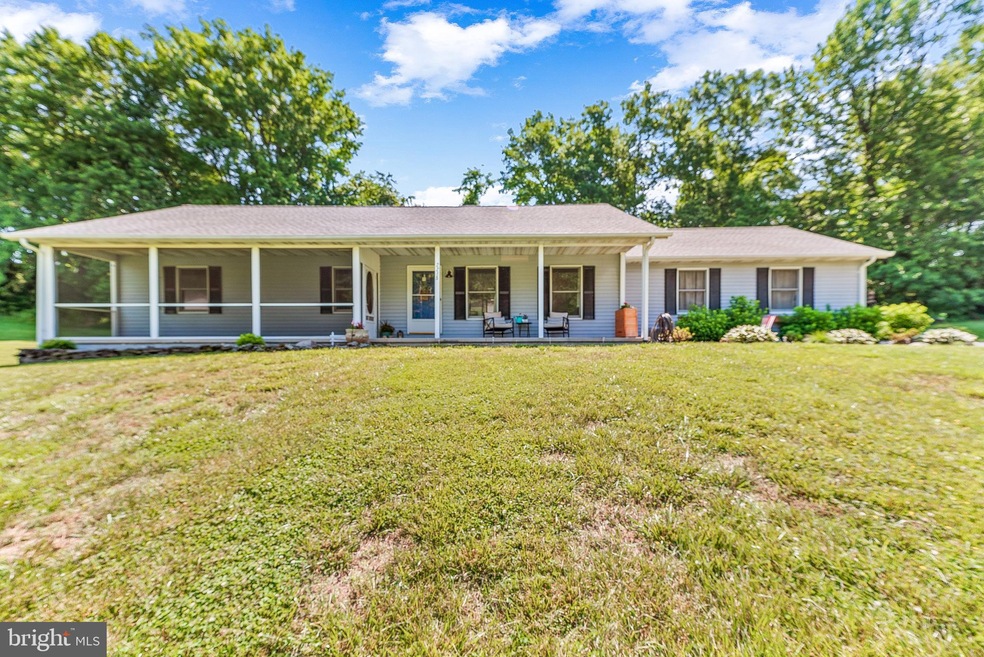 2215 Deer Run Ct, Huntingtown, MD 20639 - photo 1